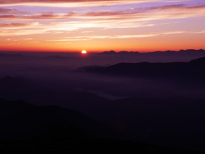 大黒岳からの日の出